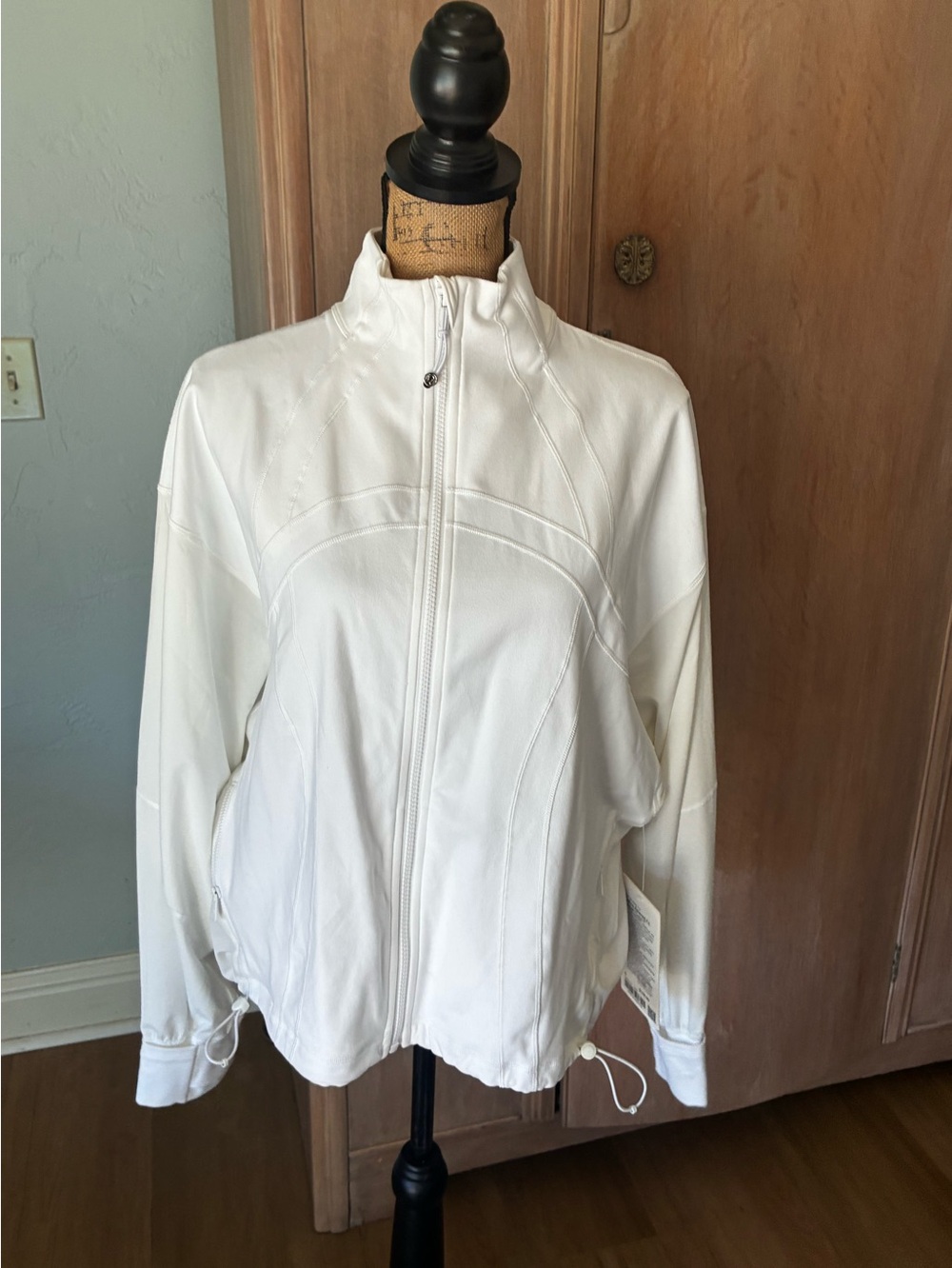 NWT Lululemon Define Jacket Relaxed Fit Luon In White Size 8